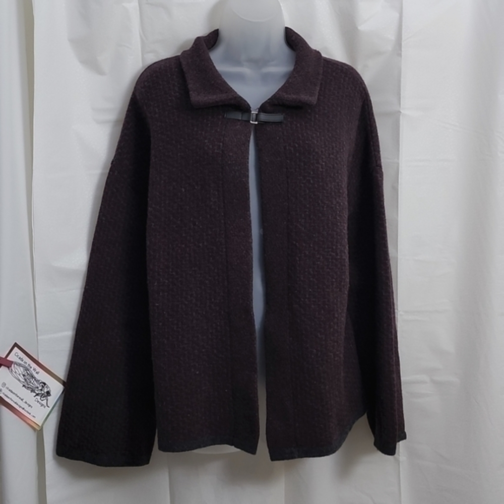 Chiaramente Maroon LARGE caplet, Wool. Gorgious fall piece!